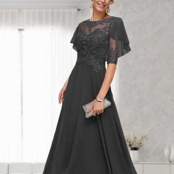 Dresses & Skirts - NWT Black Lace Evening Gown